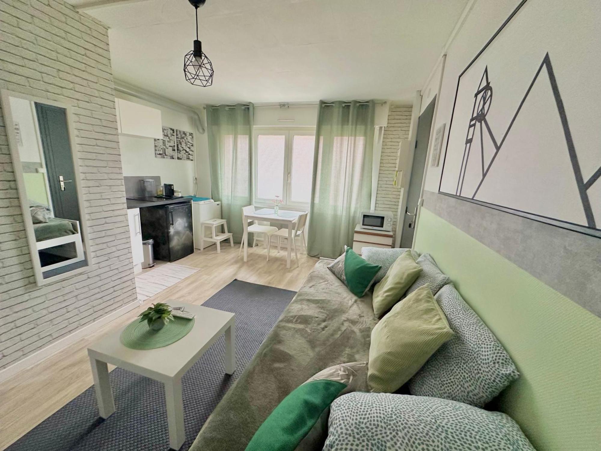Terrils Jumeaux, Train Lens - Paris Trajet D'Environ 1 Heure 10 Minutes Apartment ภายนอก รูปภาพ