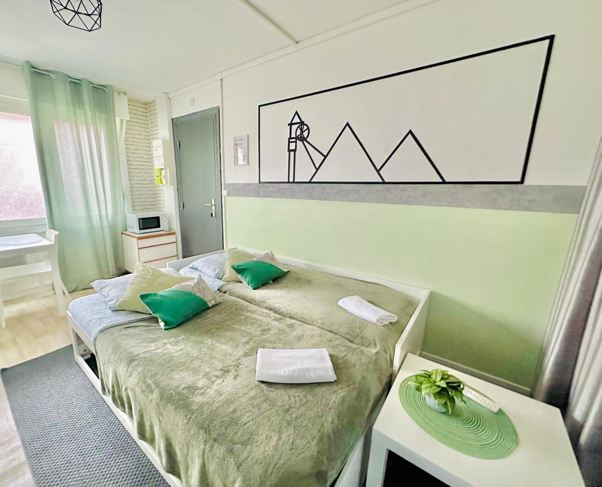 Terrils Jumeaux, Train Lens - Paris Trajet D'Environ 1 Heure 10 Minutes Apartment ภายนอก รูปภาพ